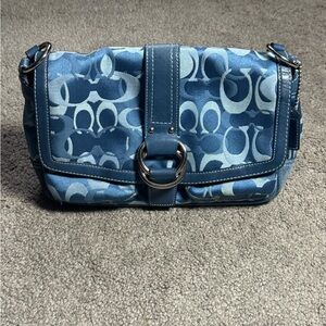 Coach Chelsea D05K Signature Flap Bag Rare Blue Color!! Great Condition